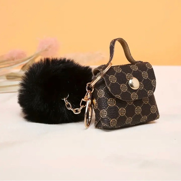 Stylish Retro Style Coin Purse Keychain with Pom-Pom & added Coach Tag - Picture 7 of 11